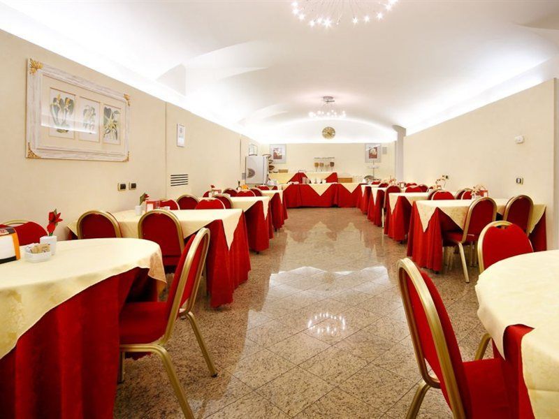 Hotel Terminal Milano Esterno foto